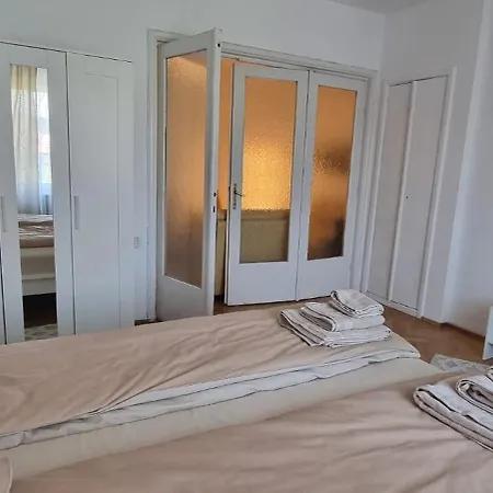 Apartment Old Scent Bucharest